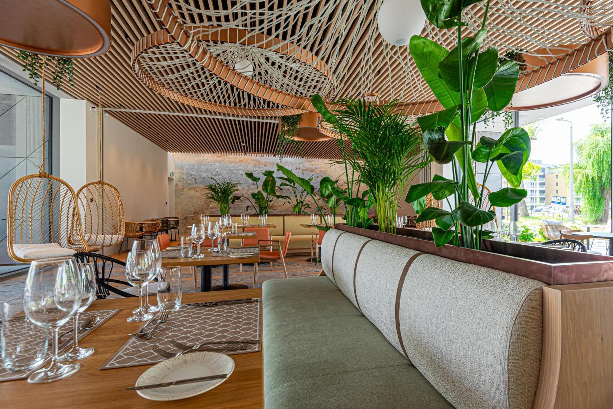 Reed Luxury By Balaton Hotel 5*